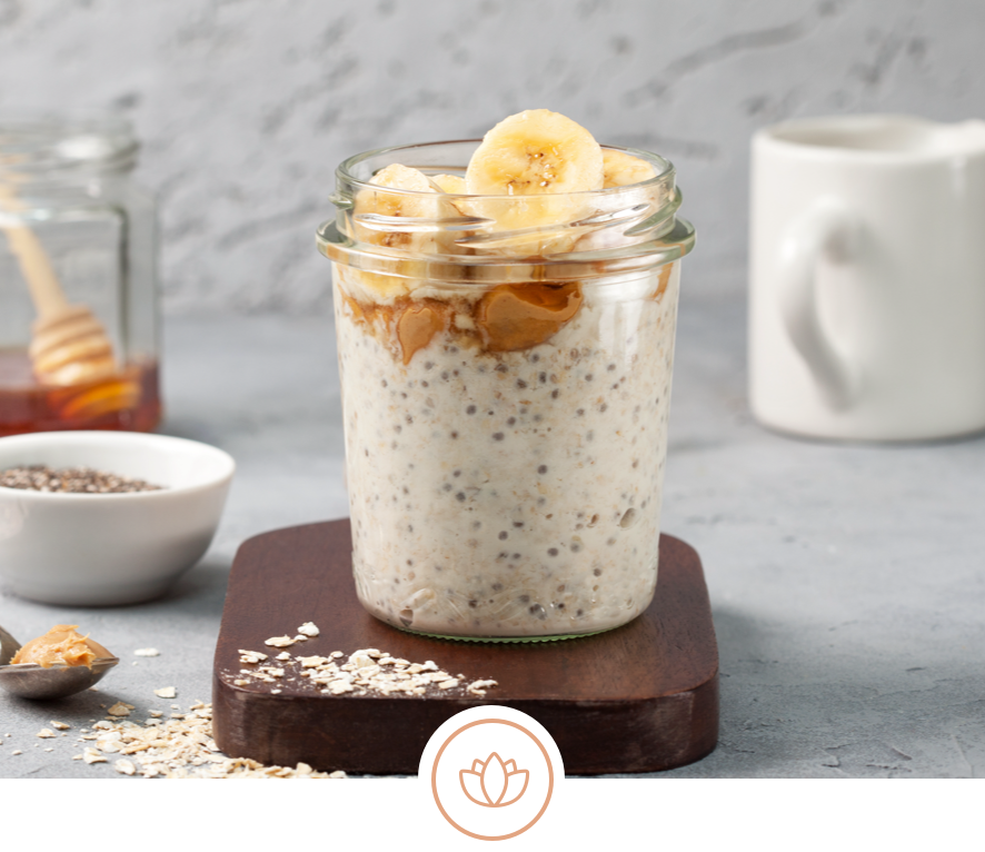 This is my go to breakfast for summer and it’s full of protein and fibre! Overnight oats work as a great healthy breakfast that you can prepare quickly.